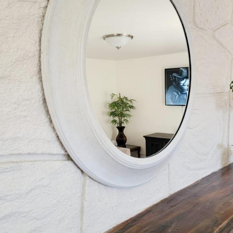 Tu Casa de Familia - Four-Bedroom House - 11
