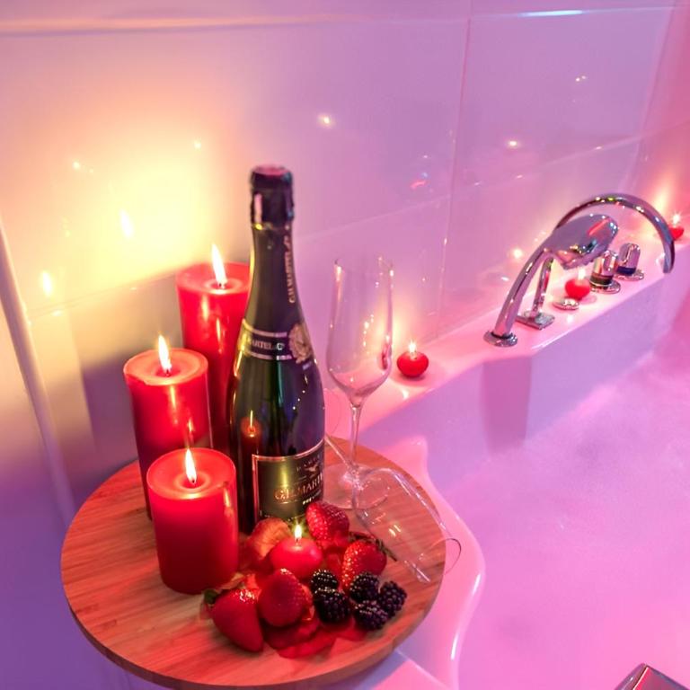 Balnéo hyper centre, Calme, Equipé, Proche gare, Wifi - One-Bedroom Apartment with Spa Bath - 16