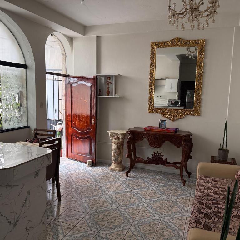 Cómodo departamento cerca al centro historico - Apartamento de 2 dormitorios - 4
