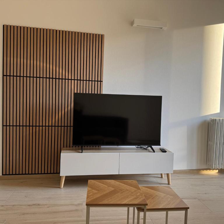Arona Lakeside - Appartamento con 1 Camera da Letto - 11