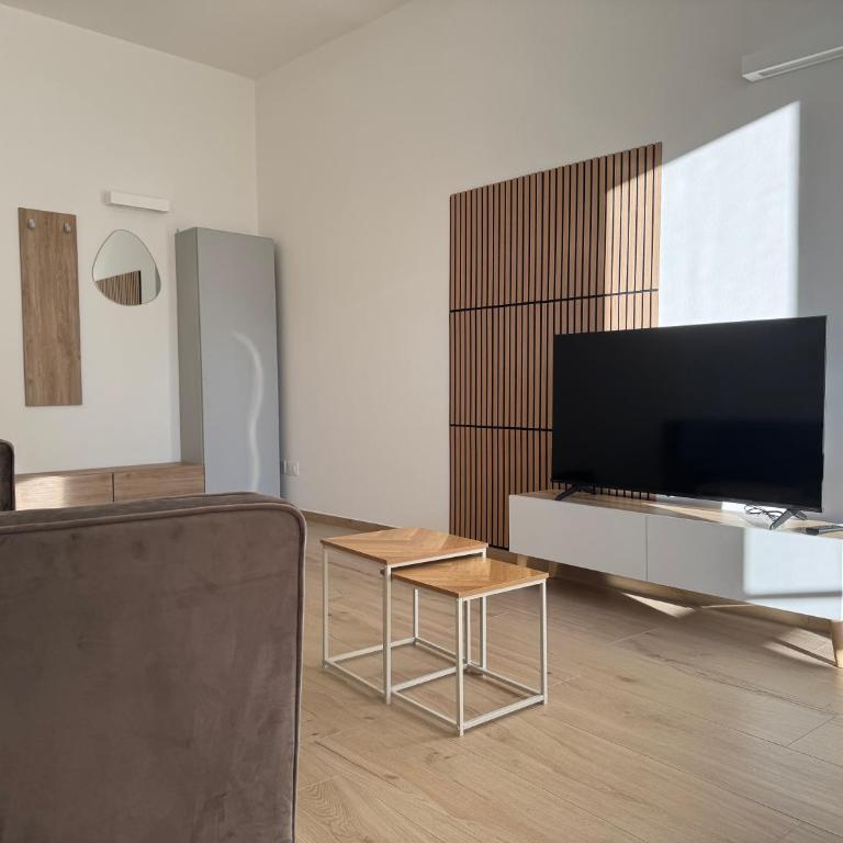 Arona Lakeside - Appartamento con 1 Camera da Letto - 8