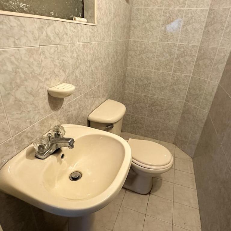 Casa Tuti Laureles - Three-Bedroom House - 45