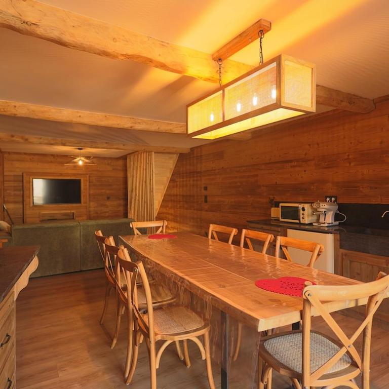 Cozy family home - Ski & shops within walking distance - One-Bedroom House - 7