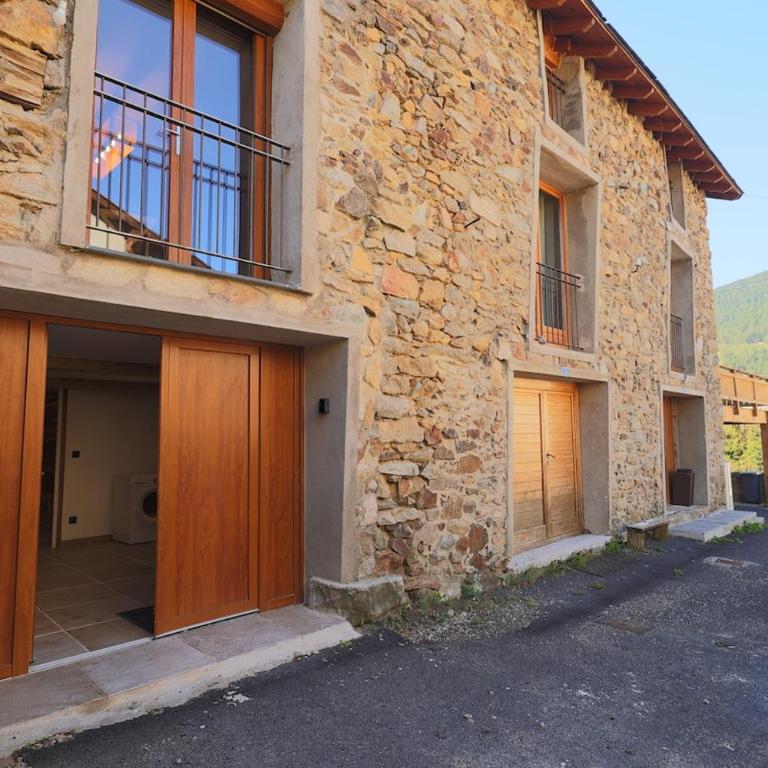 Cozy family home - Ski & shops within walking distance - One-Bedroom House - 8