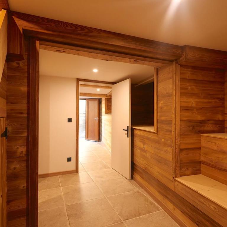 Cozy family home - Ski & shops within walking distance - One-Bedroom House - 21