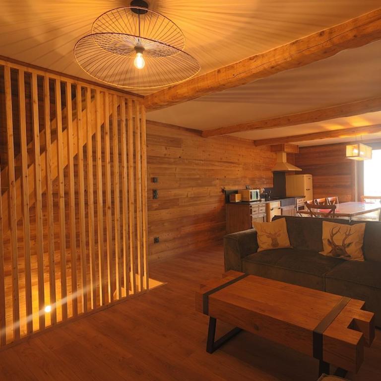 Cozy family home - Ski & shops within walking distance - One-Bedroom House - 22