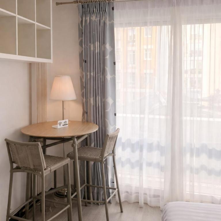 Grand studio Faubourg SaintHonoré Paris 8th - Appartement 1 Chambre - 19