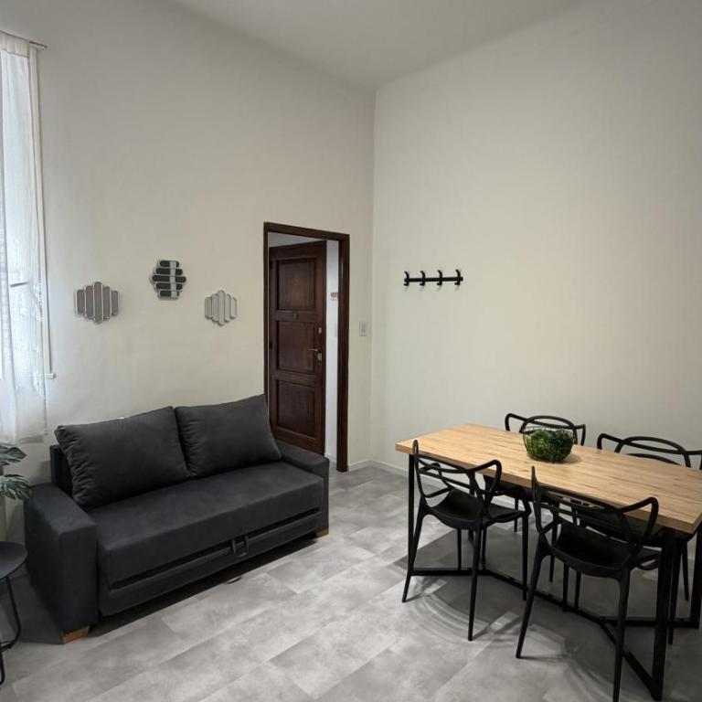 Goyena Factory Apartment - Two-Bedroom Apartment - 13