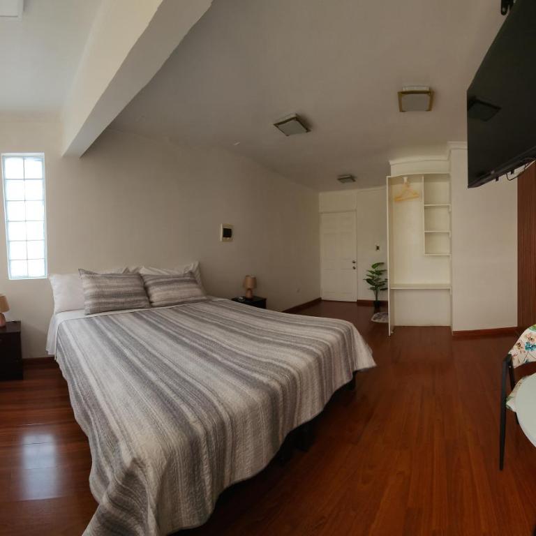 Éclat Hotel Boutique - Superior King Room - 4