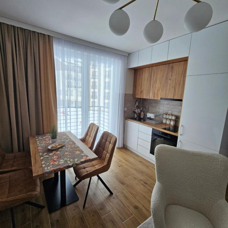 Winter Tale - One-Bedroom Apartment - 4