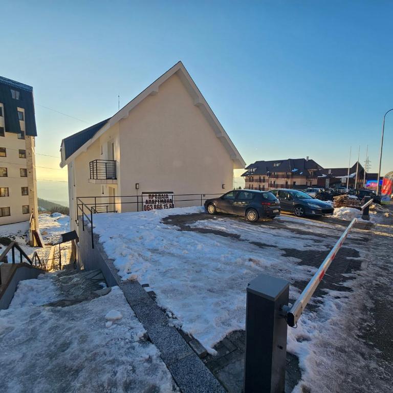 Winter Tale - One-Bedroom Apartment - 6