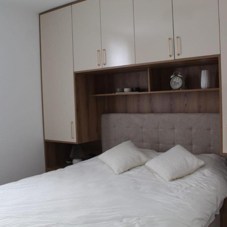 Winter Tale - One-Bedroom Apartment - 7