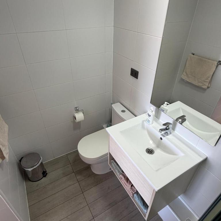 UbikaPropiedades Departamento Full Equipado Concepción - Two-Bedroom Apartment - 16