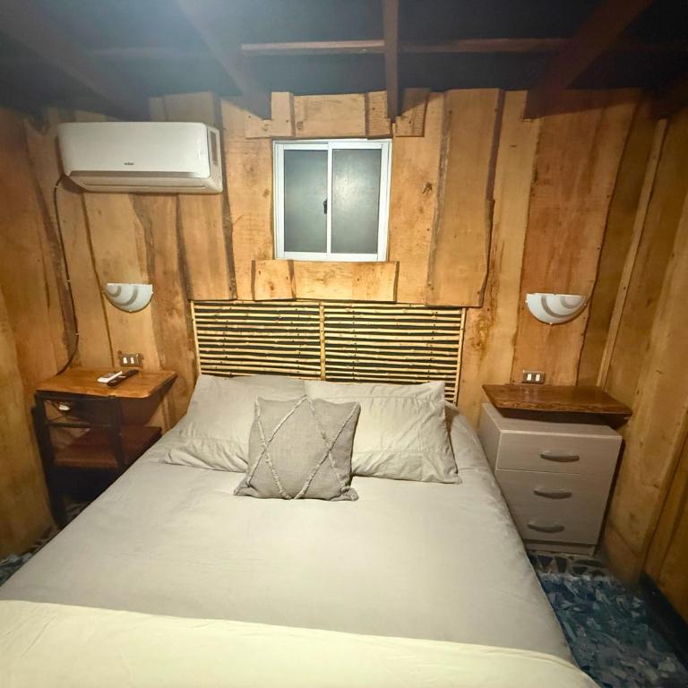 Hostal a una cuadra del Mall con desayuno incluido, aire acondicionado y estacionamiento - Habitación Doble con baño privado - 2
