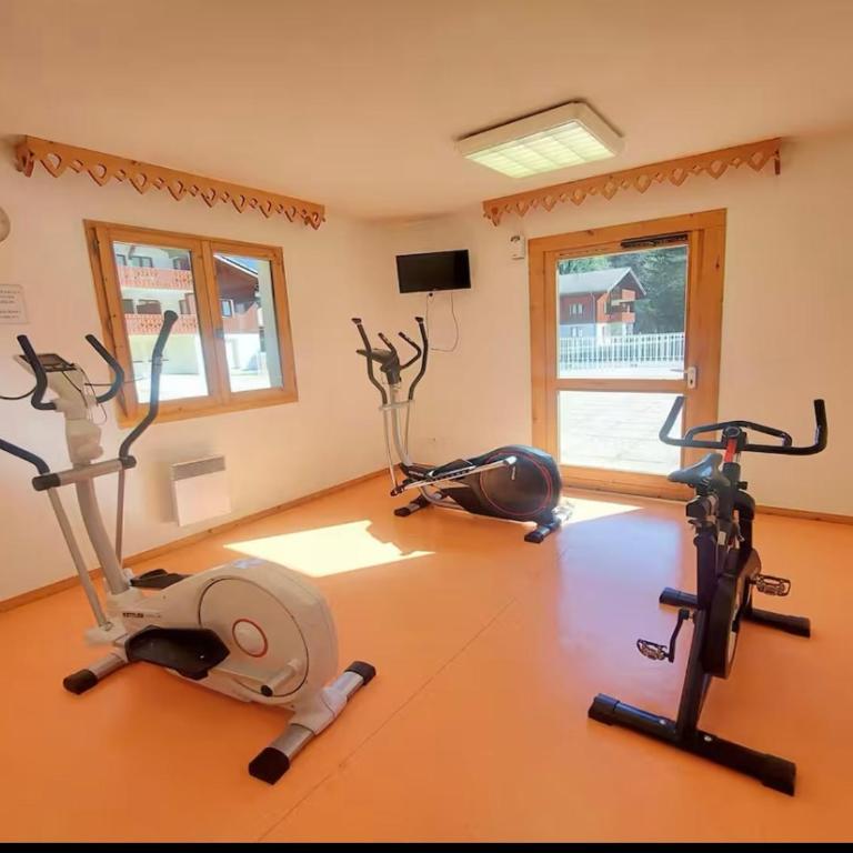 Studio confortable dans résidence avec piscine - One-Bedroom Apartment - 18