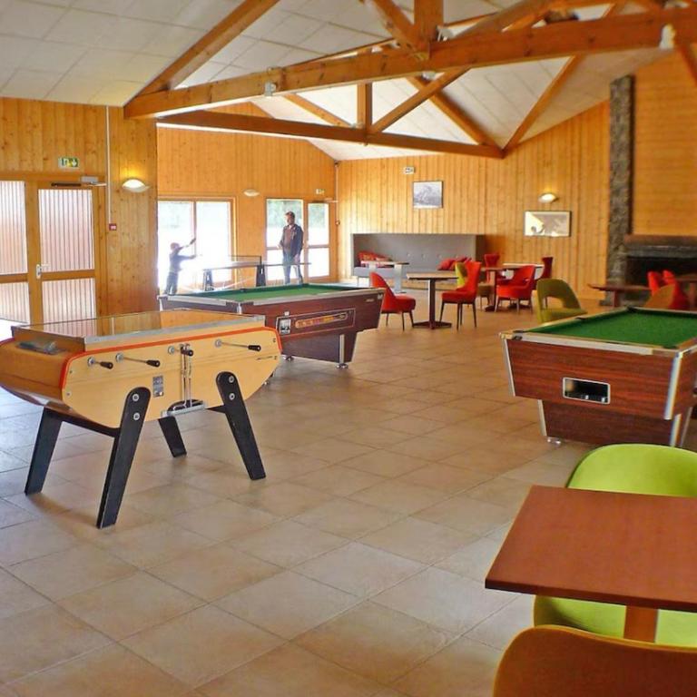 Studio confortable dans résidence avec piscine - One-Bedroom Apartment - 17