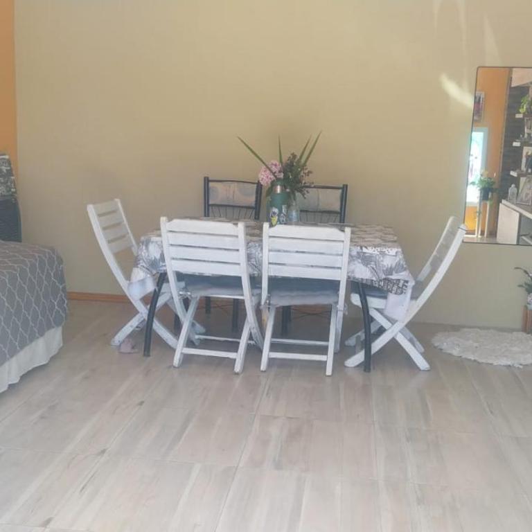 Número 2667 - Two-Bedroom House - 2