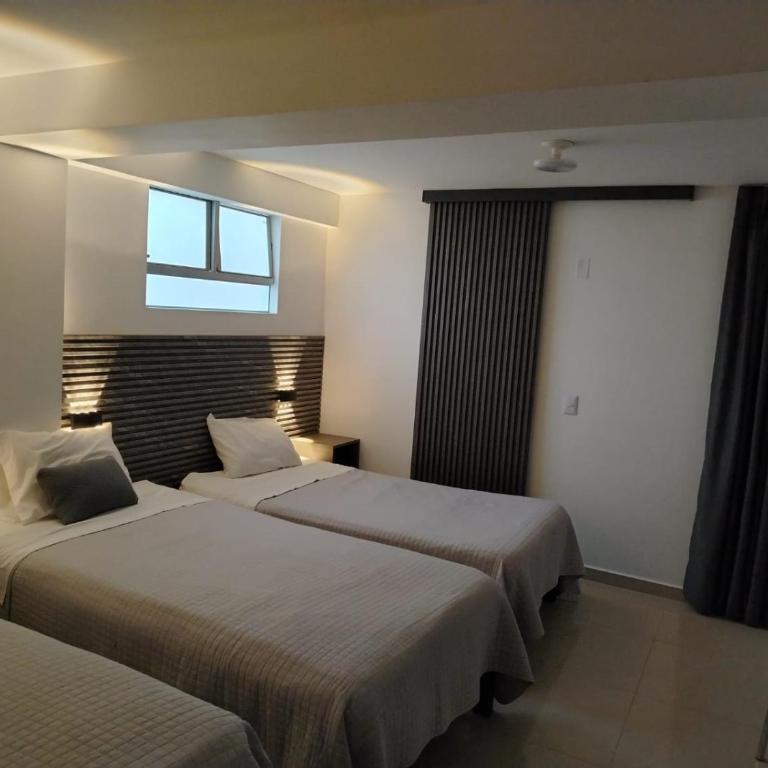 Hostal Mirador - Triple Room with Private Bathroom - 1