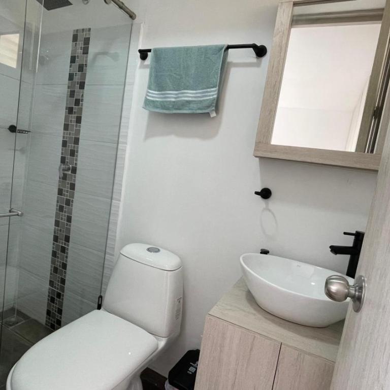 Apartamento céntrico con encanto en Armenia - Apartamento de 3 dormitorios - 18