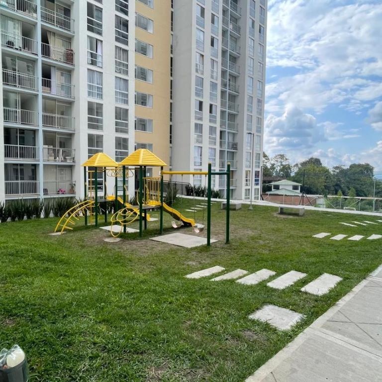 Apartamento céntrico con encanto en Armenia - Apartamento de 3 dormitorios - 26