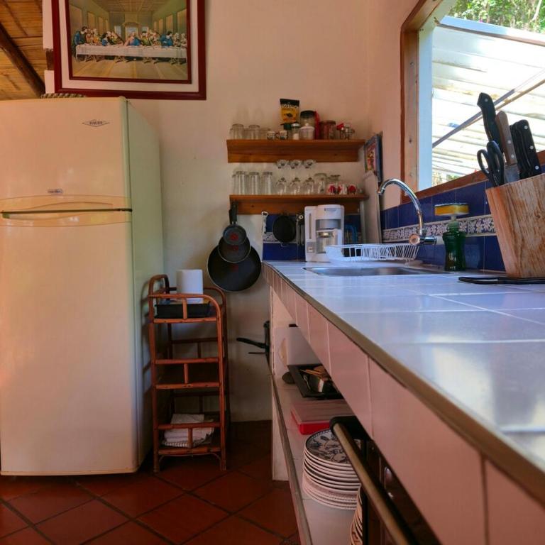 La casa de los abuelos - Two-Bedroom House - 9