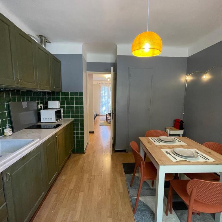 2 bedrooms appartment with free parking - Studio 2 Chambres - 11