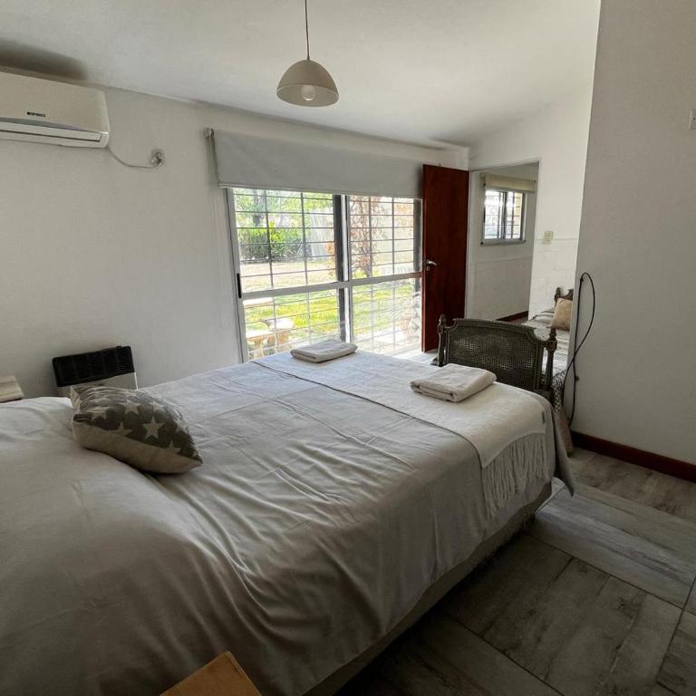 Casa con pileta Funes - Casa con 1 dormitorio - 14