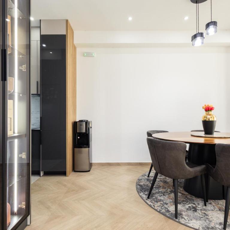 Seaview Residence - One-Bedroom Apartment - 12