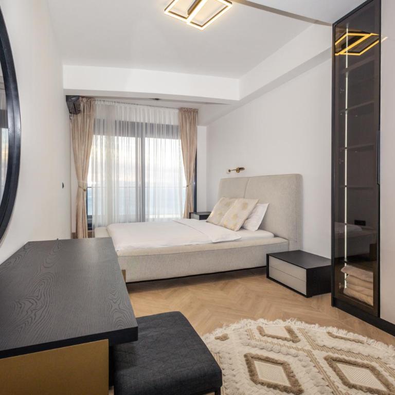 Seaview Residence - One-Bedroom Apartment - 30