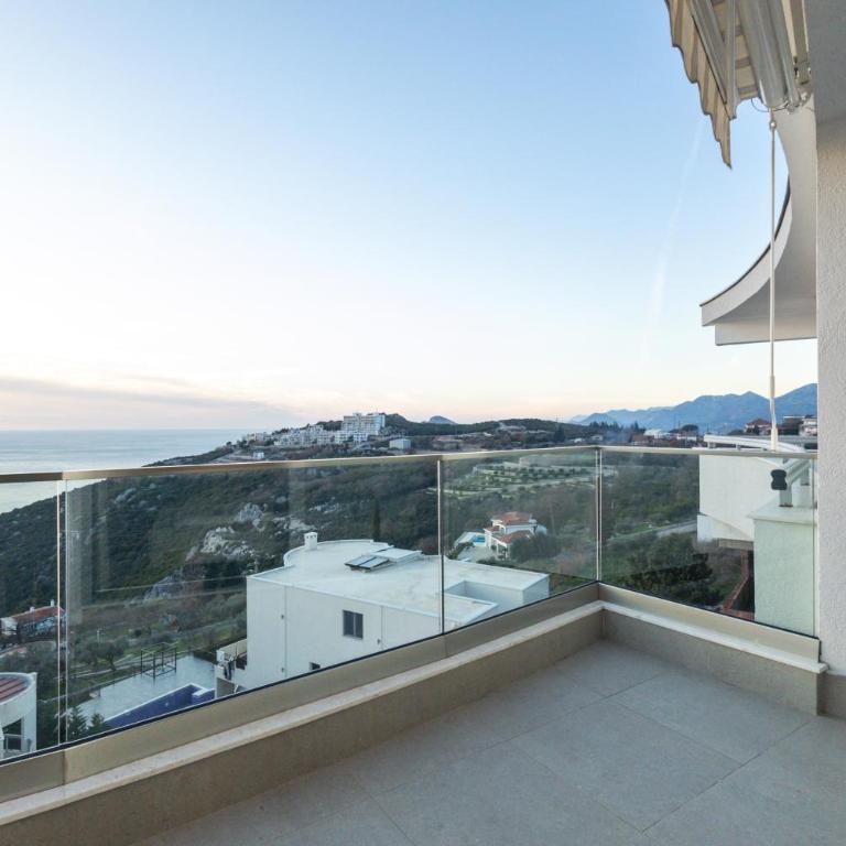 Seaview Residence - One-Bedroom Apartment - 39