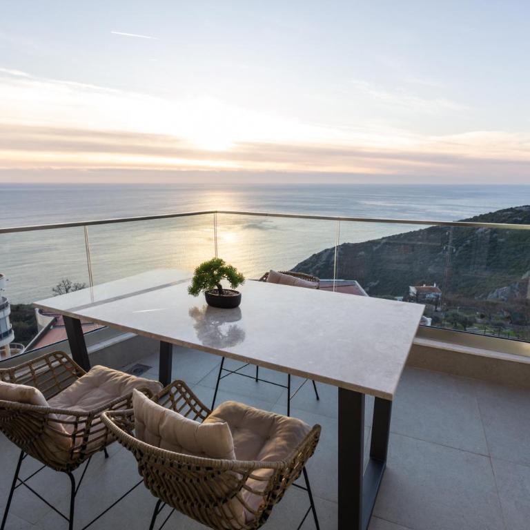 Seaview Residence - One-Bedroom Apartment - 42