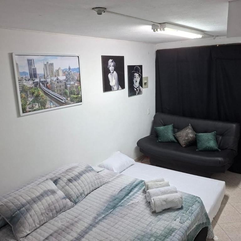 Apartaestudio en Medellín Barrio Buenos Aires - Family Studio - 7