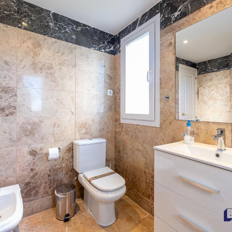 Premium 3BR w Seaviews Close to Port By Better Bookings - Apartamento - 18