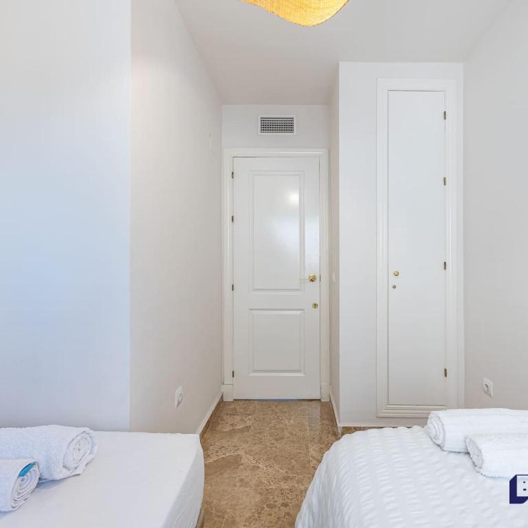 Premium 3BR w Seaviews Close to Port By Better Bookings - Apartamento - 12