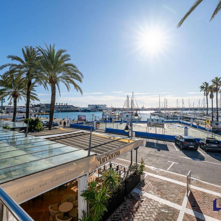 Premium 3BR w Seaviews Close to Port By Better Bookings - Apartamento - 2