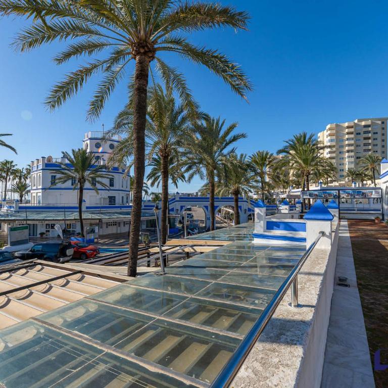 Premium 3BR w Seaviews Close to Port By Better Bookings - Apartamento - 37