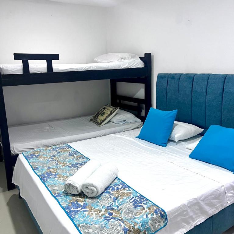 Open Sea Hotel Cartagena - Frente al mar - Family Room - 4