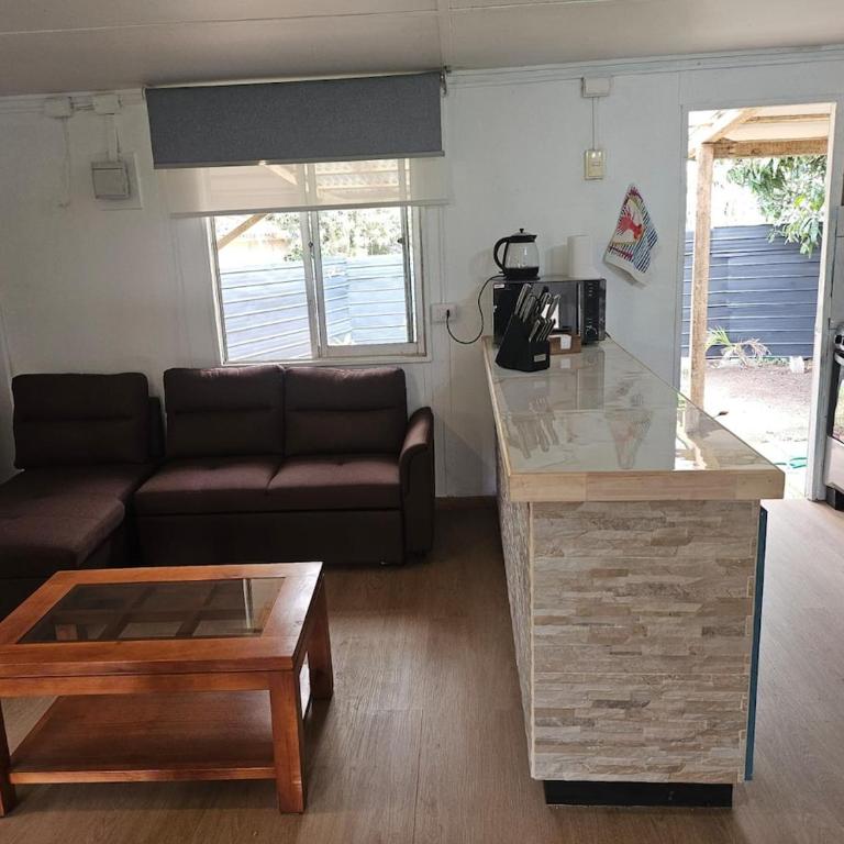 Korurupa Accommodation - One-Bedroom House - 11