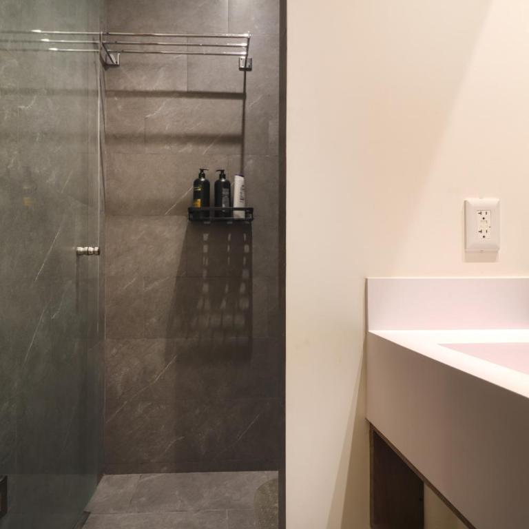 Luxury Apartment on Reforma - One-Bedroom Apartment - 13