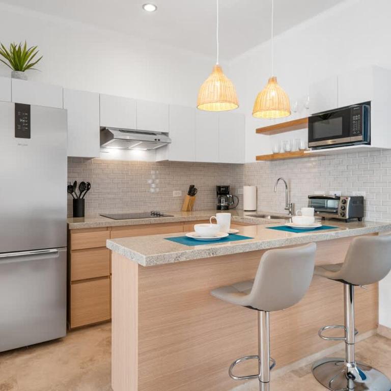 Pineda Suite 101 with Parking & Daily Housekeeping - Apartamento - 6