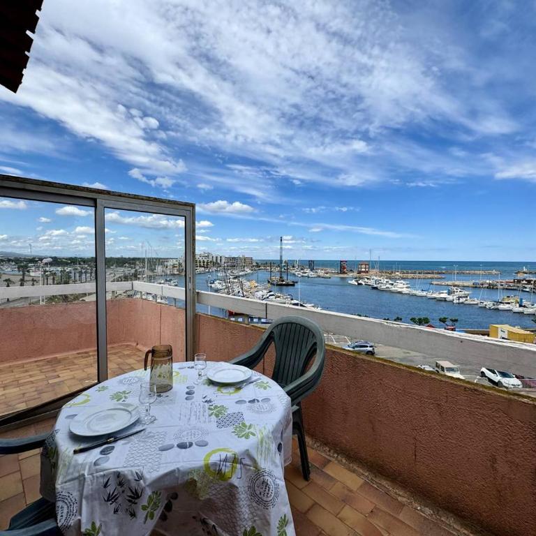 Studio agréable avec terrasse, accès plage, parking privatif - FR-1-529-125 - Studio - 1