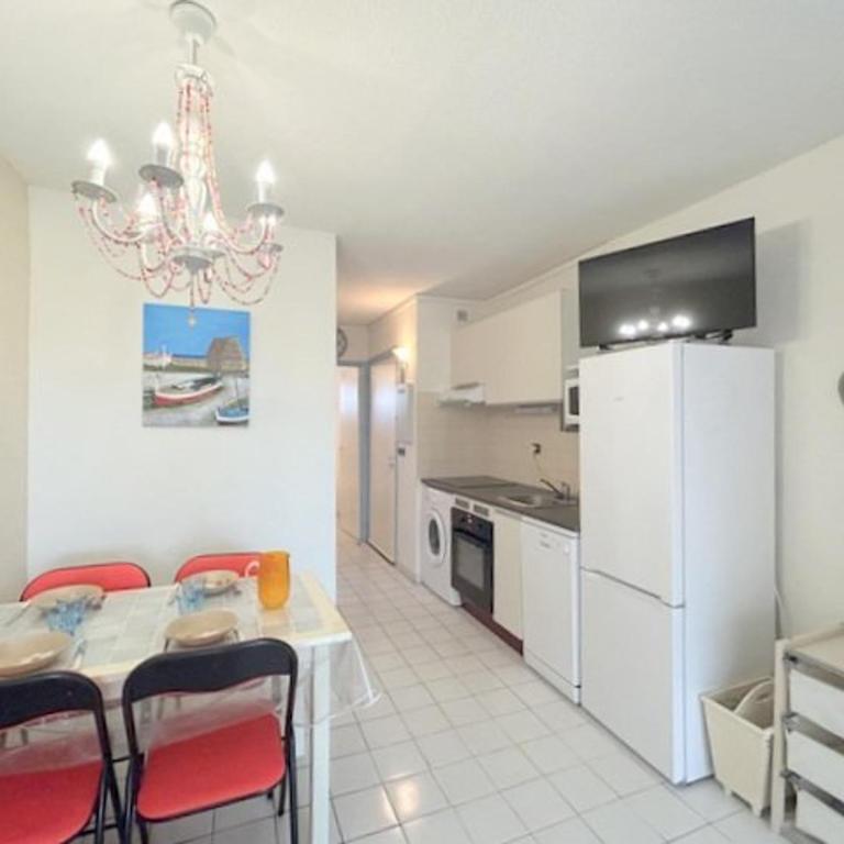 Appartement T2 au Barcarès, accés plage, terrasse, parking, WiFi, pour 4 personnes - FR-1-529-133 - Apartment - 4