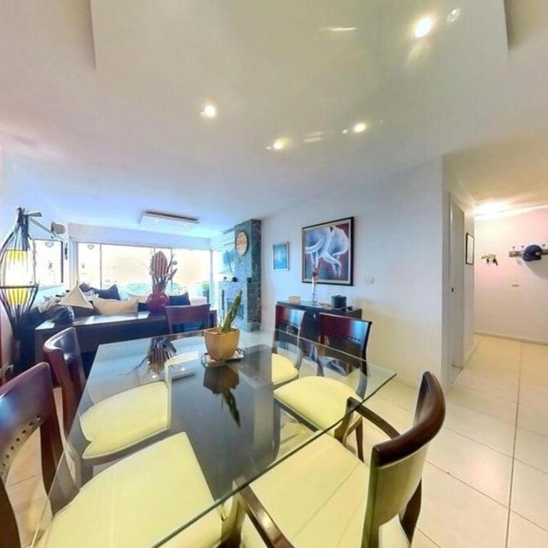 Espectacular apartamento en Parada 19 Playa Mansa 3 Dormitorios - Apartamento de 3 dormitorios y vistas al mar - 10