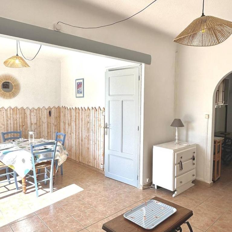 Maison de village cosy près de la plage, 2 chambres, terrasse, parking gratis, BBQ, Wi-Fi optionnel - FR-1-529-286 - Ferienhaus - 8