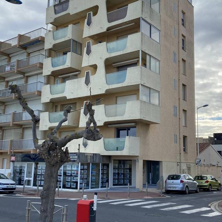 T2 traversant moderne à Canet Plage - 4 pers, loggia vue mer - FR-1-696-118 - Appartement - 8