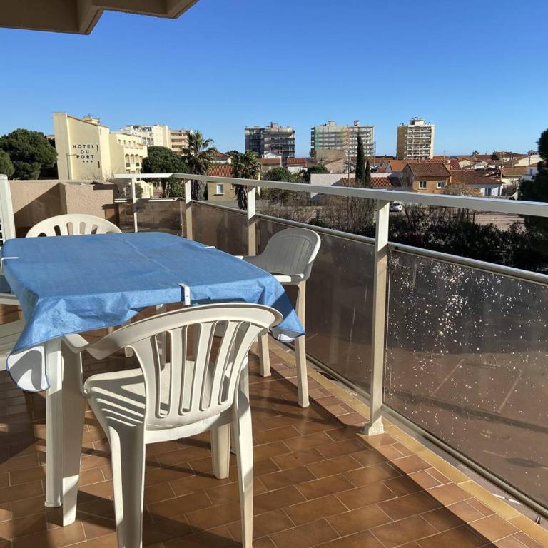 T2 climatisé avec parking à Canet Plage, proche mer - FR-1-696-115 - Apartment - 3