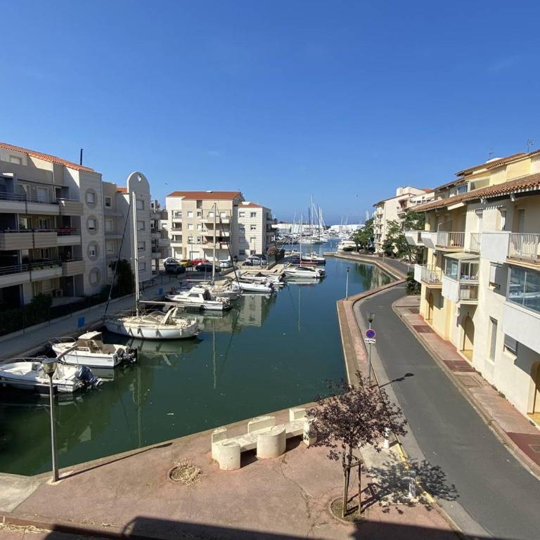 Deux-pièces 2* avec balcon et parking - Port Canet - FR-1-696-107 - Apartment - 3