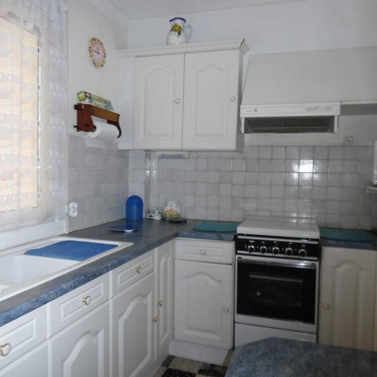 Spacieux T2 4 pers. avec parking proche plage à Canet-Plage - FR-1-696-120 - Appartement - 3