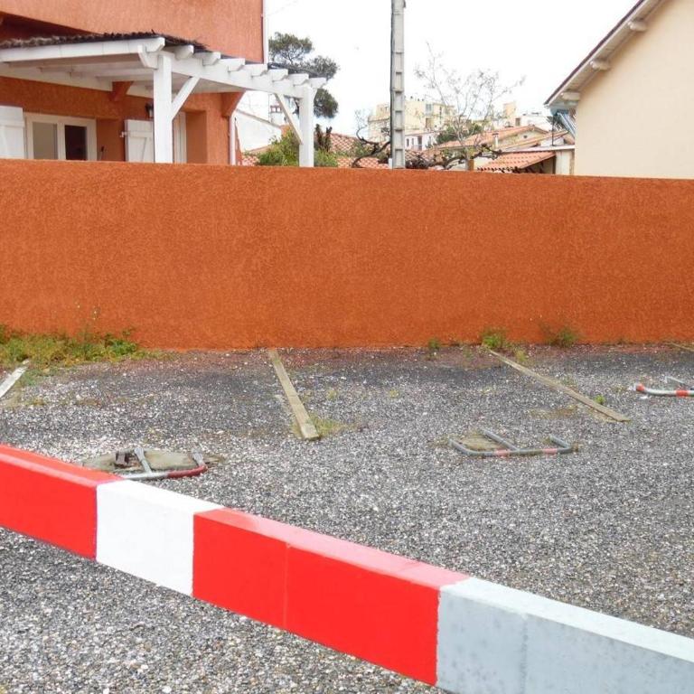Spacieux T2 4 pers. avec parking proche plage à Canet-Plage - FR-1-696-120 - Appartement - 9