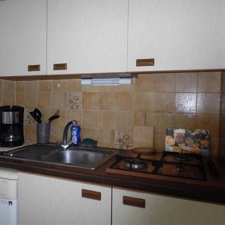 T2 lumineux avec parking privé à Canet-Plage - FR-1-696-99 - Apartamento - 7